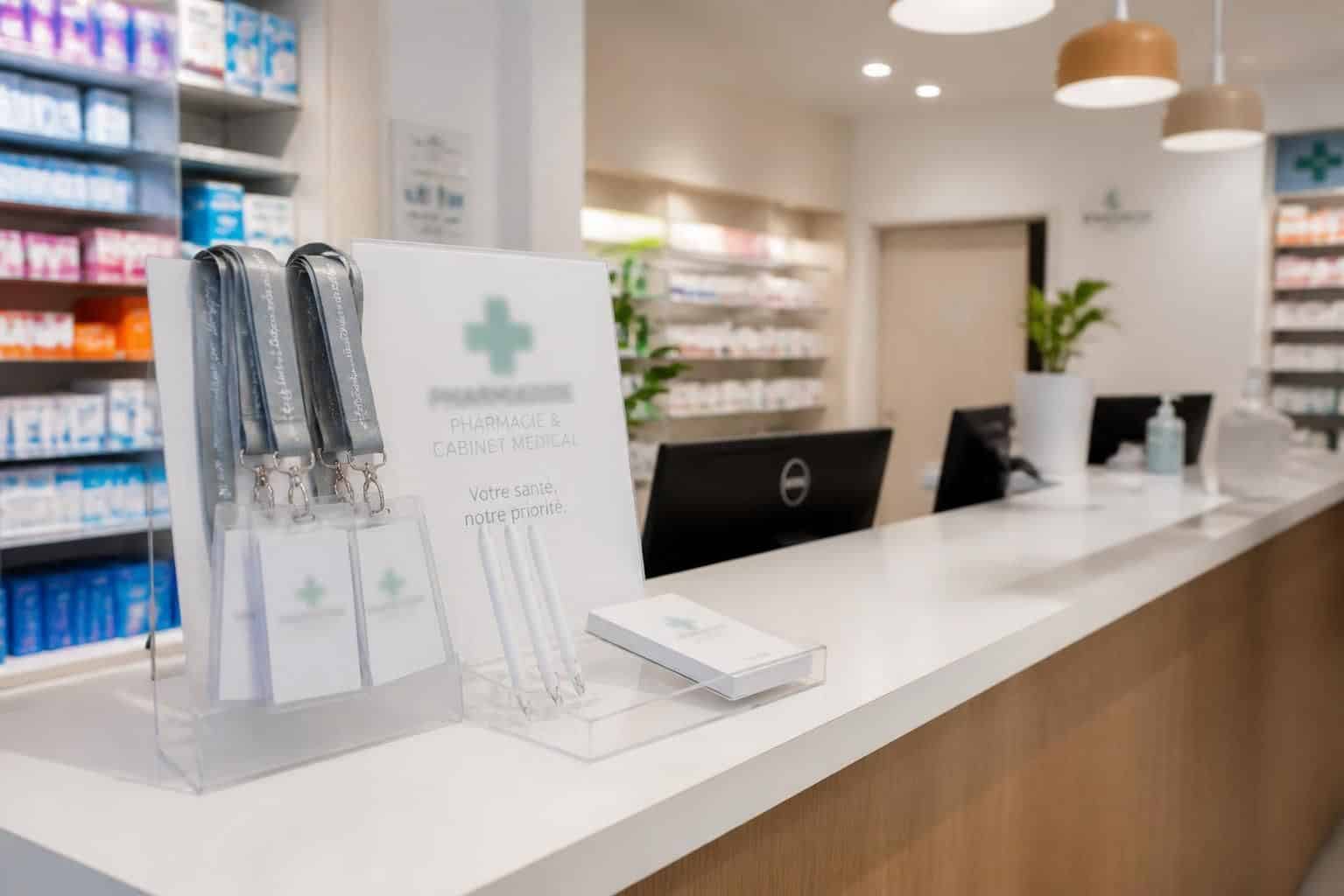 découvrez notre sélection de goodies personnalisés pour cabinet médical et pharmacie, parfaits pour fidéliser vos patients et promouvoir votre établissement.